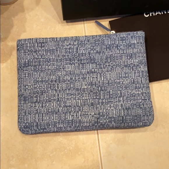 CHANEL POUCH Padded Zip Case Blue NIB NWT - Picture 2 of 5